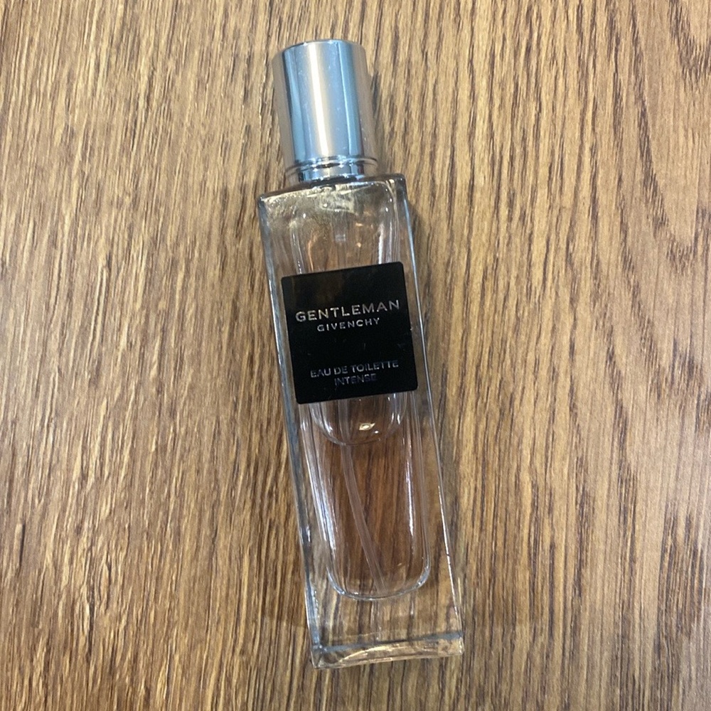 Givenchy Gentleman EDT intense
